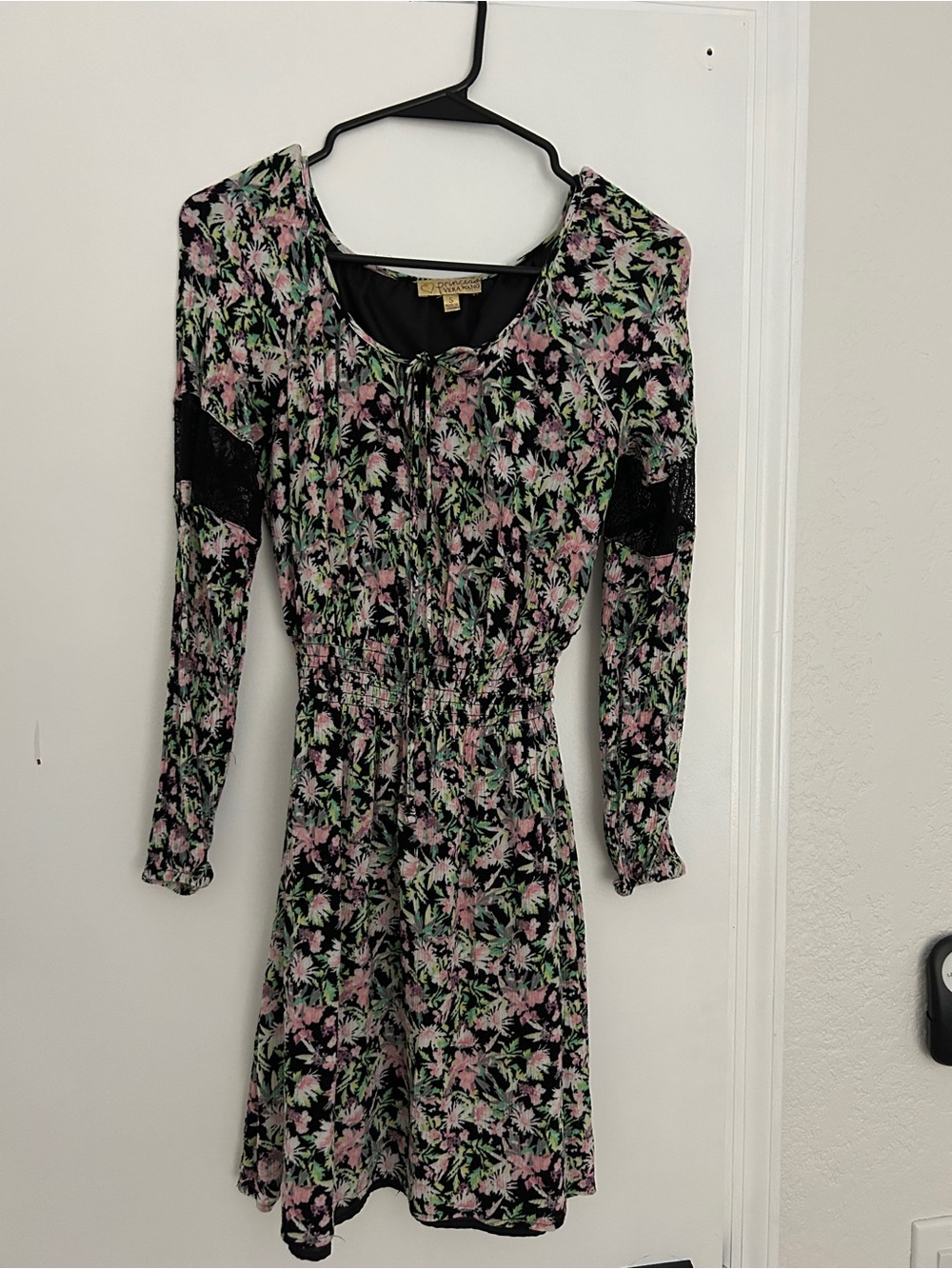 Princess Vera Wang Floral Long-Sleeve Smocked Waist Dress - Black/Pink/Green